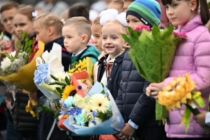 Тульские многодетные семьи получат по 10 тыс. руб. на подготовку первоклассников