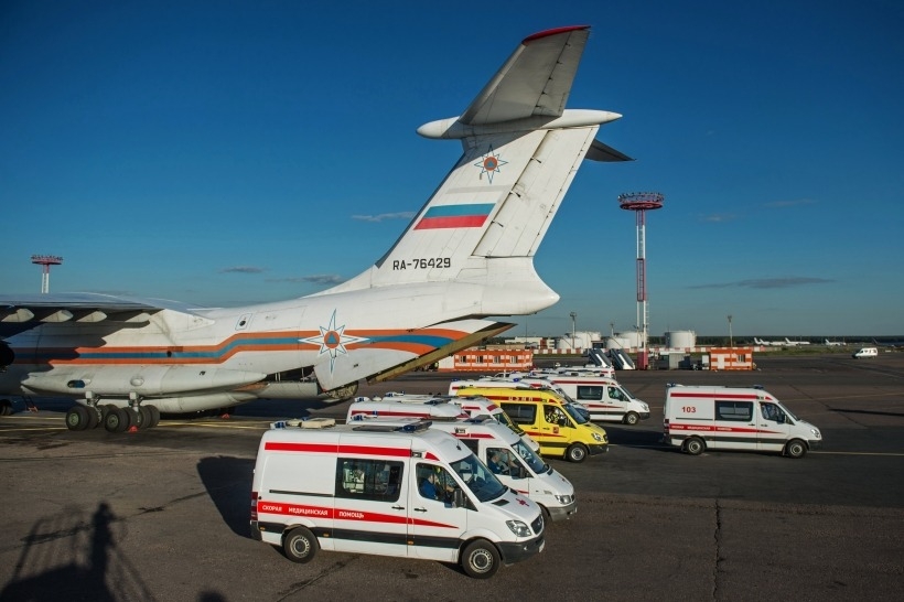 Трое пострадавших при нападении в челябинской школе детей будут доставлены на лечение в Москву - Минздрав РФ