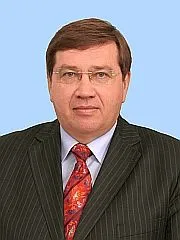 Глава Аксайского района Ростовской области В.Борзенко: "Сейчас необходимо уметь работать в новых условиях"