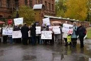 Митинг против расформирования военно-медицинского института прошел в Томске