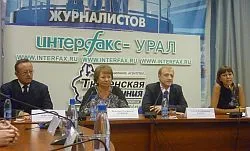 Тюменская область в 2012 году направит более 2 млрд рублей на зарплату учителям