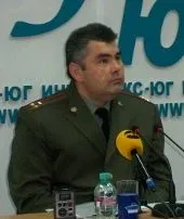 Прокуратура Южного военного округа не усмотрела нарушений в полете Су-24 в нескольких метрах от автотрассы