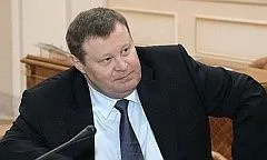 Полпред президента РФ в ЮФО В.Устинов: "Инвесторы и бизнес сейчас "подстраиваются" под новые условия работы"