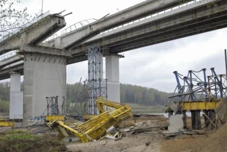 На месте обрушения моста в Приморье построят новый мост