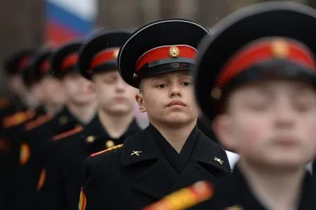 Возрождение Суворовского военного училища в Туле одобрено президентом