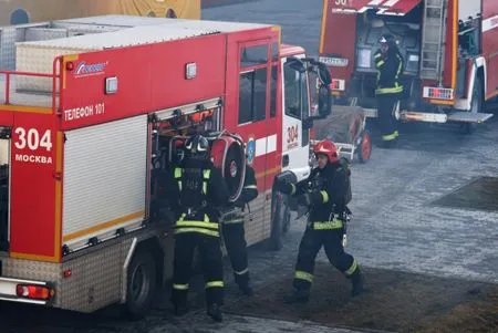 Пожарные выехали по заявке о задымлении в здании Минобороны РФ на Знаменке