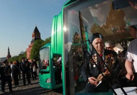 Ветераны и школьники проехали на "Поездах Памяти" по местам боев под Тулой