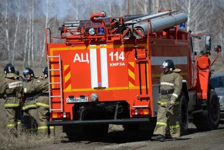 Пожар в ангаре с ГСМ в Самаре ликвидирован, пострадавших нет