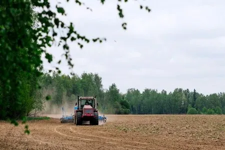 Хозяйства Карачаево-Черкесии приступили к уборке зерновых