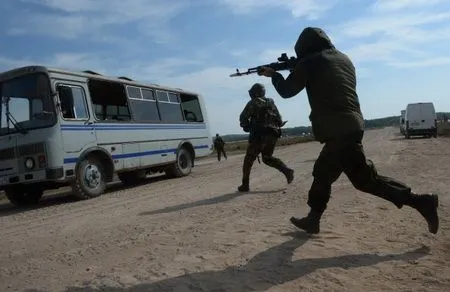 В Дагестане обстреляли наряд ДПС, погибли двое полицейских