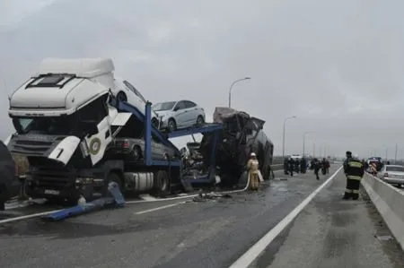 Водитель автобуса, попавшего в ДТП под Бесланом, мог заснуть за рулем