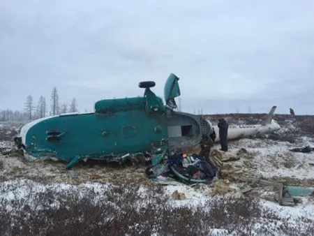 Фрагменты разбившегося в ЯНАО Ми-8 вывезены с места крушения