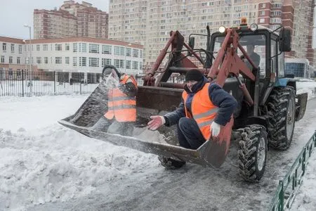 На расчистку Ставрополя от снега вышли более 150 единиц техники