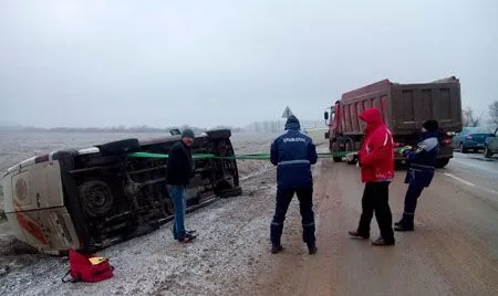 Два автобуса опрокинулись в Крыму