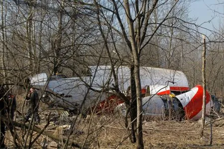 Записи речевого самописца разбившегося под Смоленском польского самолета переданы Варшаве