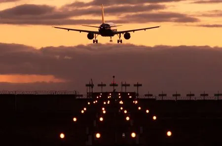 Boeing-767 АК "Икар", совершивший в посадку в Красноярске, вылетел во Вьетнам