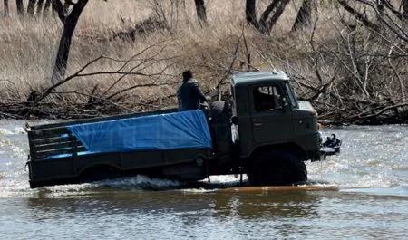 Автомобильное сообщение с поселком под Уфой приостановлено из-за паводка