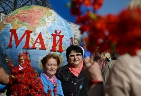 Первомайские митинги и шествия прошли в городах Поволжья