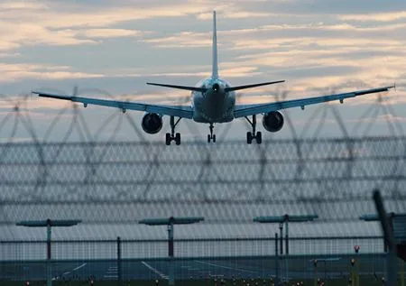 Самолет Хабаровск-Москва успешно приземлился в аэропорту Хабаровска