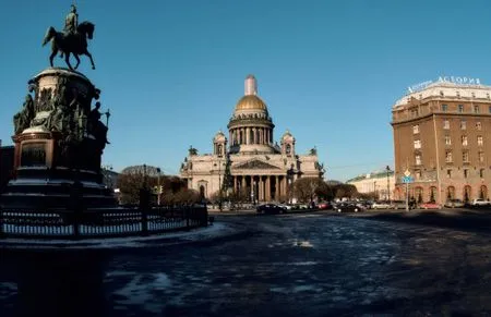 Петербургская епархия назвала внезапным назначение нового директора Исаакия