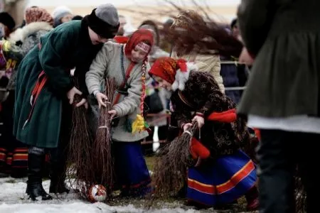 Туляков в новогоднюю ночь ждут интерактивные игры, футбол с метлами и катание на собачьих упряжках