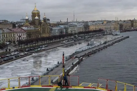 Ледокол поможет снизить возросший уровень воды в Неве на территории Ленобласти