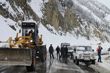 Движение закрыто на трех дорогах в Республике Алтай из-за паводка