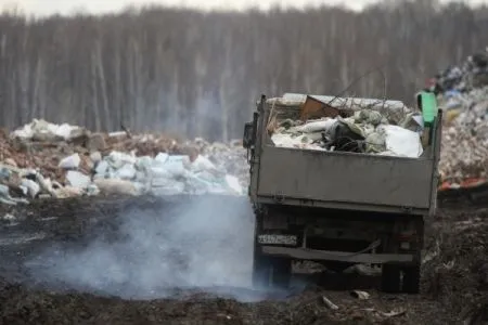 Новые полигоны в Ленобласти будут размещать за пределами 50-километровой зоны от Петербурга