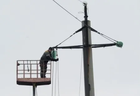 Отключение электричества произошло в ряде районов и городов Татарстана из-за сильного ветра