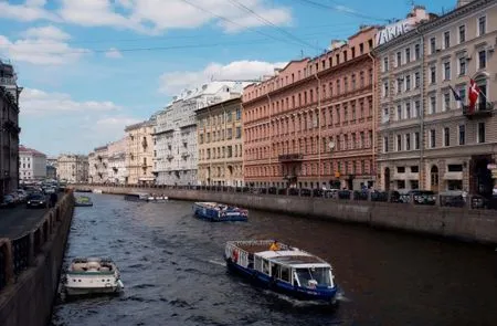 Жара останется в Петербурге на выходные