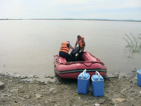 Золотодобытчики загрязняют сточными водами свердловскую реку, проводится проверка