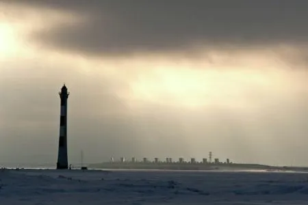 Затворы петербургской дамбы закроют из-за ухудшения погоды