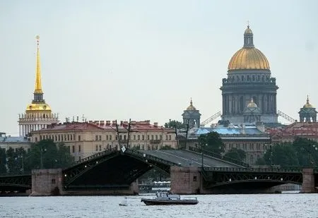 Исаакиевский собор частично закроют лесами для обследования