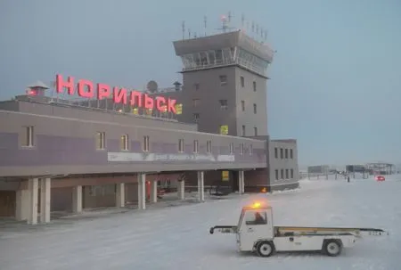 Аэропорт Норильска закрыт из-за сильной метели