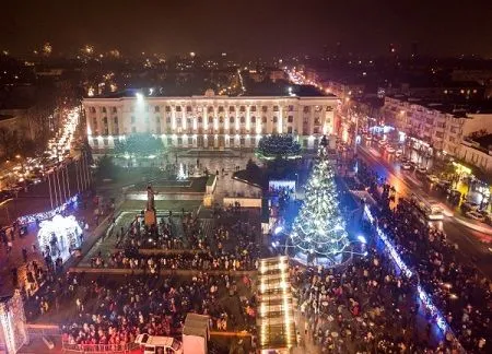 2018-й соединил мостом