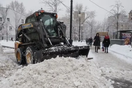 Полиция возбудила дело после выпадения черного снега в кузбасском Киселевске