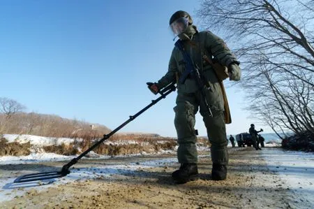 Семь боеприпасов времен войны обезвредили за сутки в Калининградской области