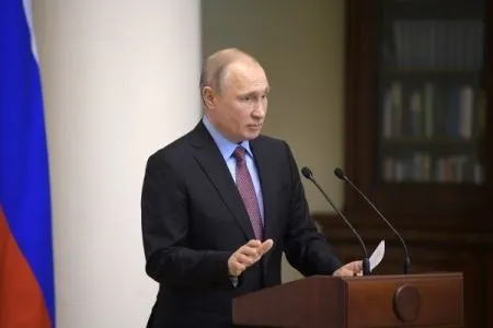 Путин позитивно оценивает развитие Ленинградской области, но ждет реализации в регионе проектов не только в энергетике