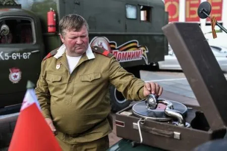 Ретро-пробег военной техники стартовал в Волгограде