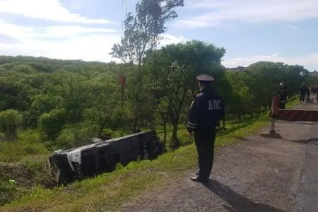 Двое китайских туристов погибли и 19 пострадали в ДТП с автобусом в Приморье