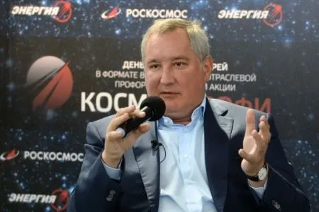 "Роскосмос" надеется привлечь девушек в отряд космонавтов для дальних экспедиций