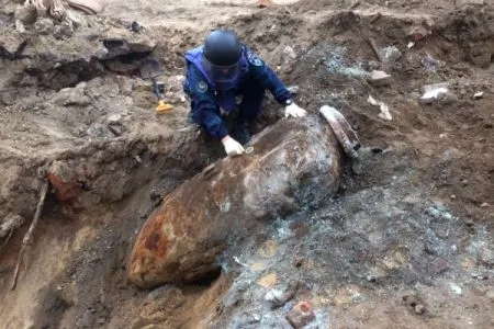 Персонал оборонного завода в Дзержинске пришлось эвакуировать после обнаружения бомбы времен войны