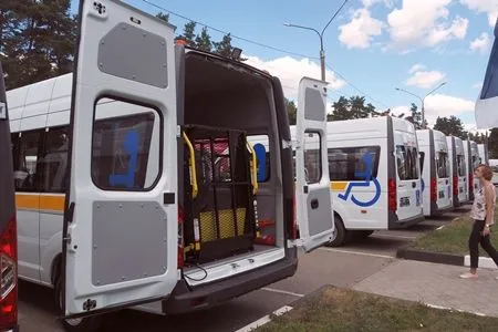 Пожилых сельчан Воронежской области будет доставлять в медучреждения социальное такси