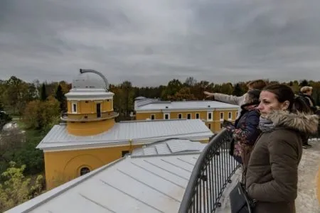 Крыши домов в Петербурге закроют для туристов