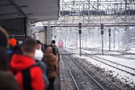 Первый поезд отправился из Москвы в Петрозаводск через Петербург и Сортавалу