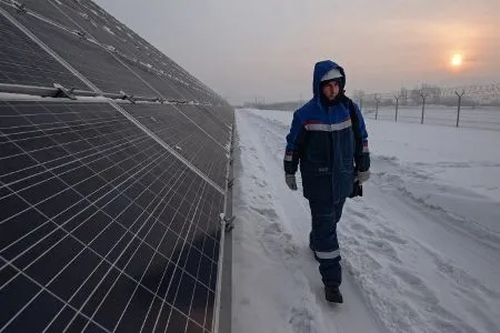 Гелиостанцию за 1,3 млрд руб. ввели в эксплуатацию в Бурятии