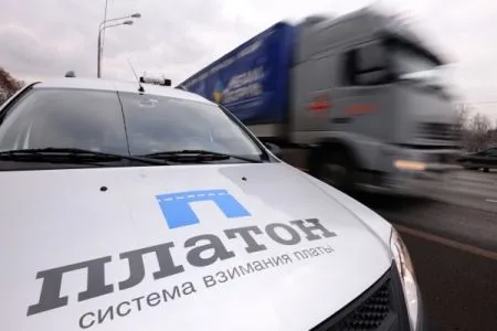 Автоперевозчики просят правительство приостановить "Платон"