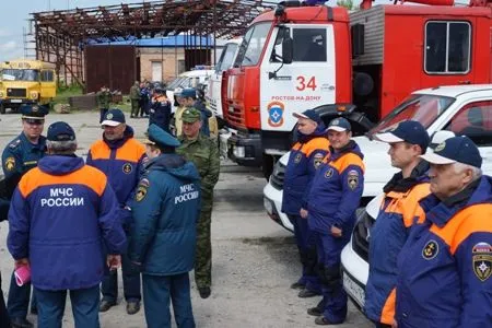 В Ростовской области спасатели и пожарные тренировались ликвидировать последствия нагонной волны из Азовского моря