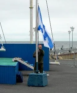 Юные армейцы победили в гребле на шлюпках во Владивостоке