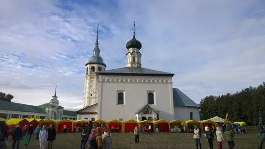 Гастрономический фестиваль "Медовуха fest" впервые прошел в Суздале